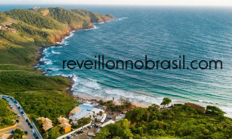 Armação dos Búzios Réveillon 2025 no Silk Beach Club na Praia Brava - reveillonnobrasil.com