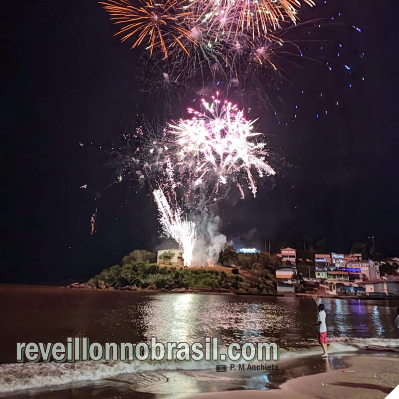 Anchieta Réveillon 2024 no litoral capixaba : shows e queima de fogos nos balneários Iriri, Castelhanos, Ubu e Praia Central